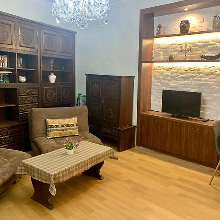 Best Location Renovated Home Tbilisi Exterior photo
